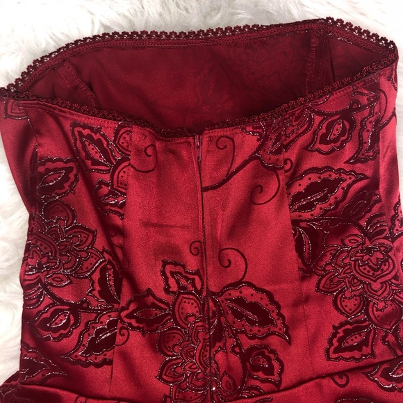 Red Ruby Rox Dress - Picture 5 of 8